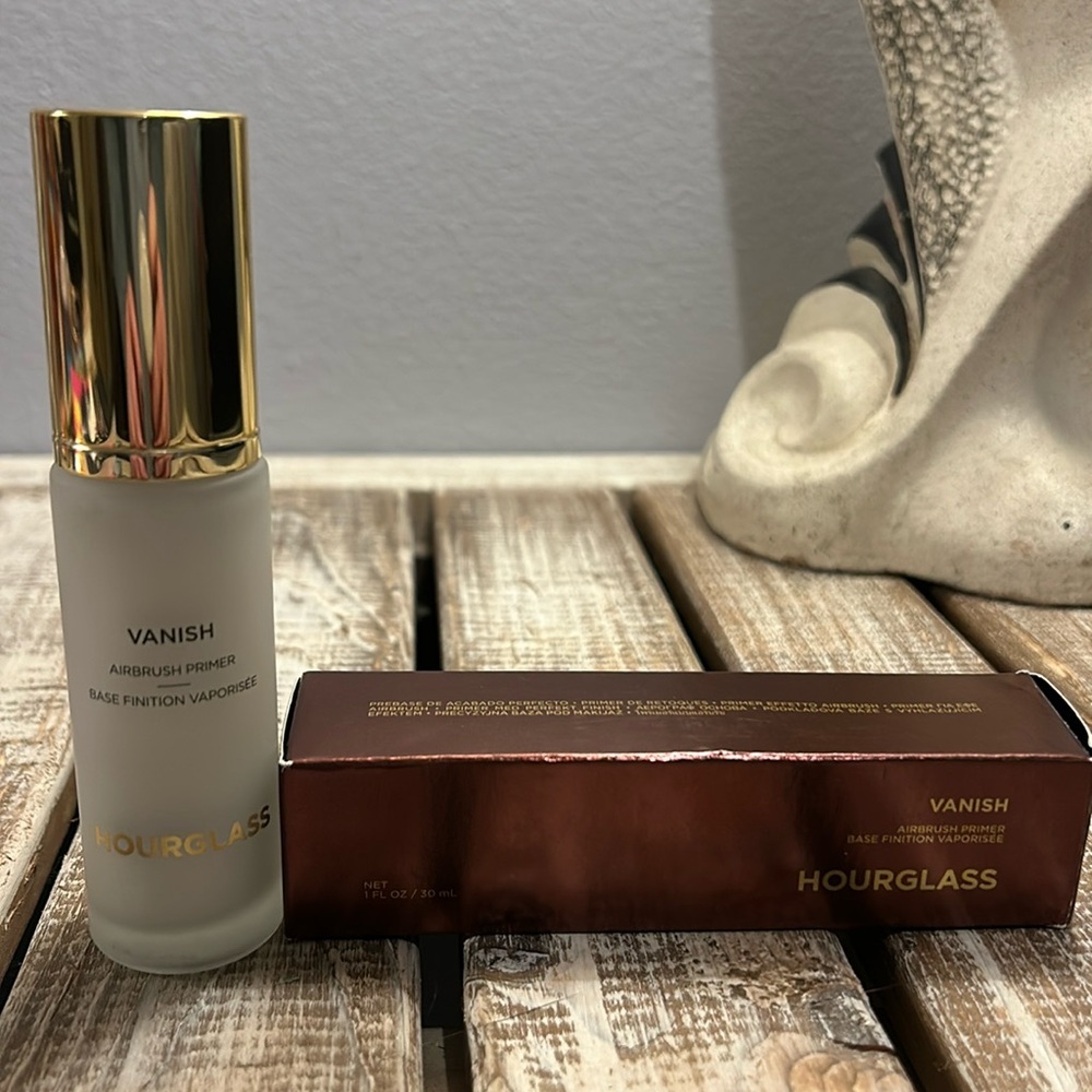NWT Hourglass Vanish Airbrush Primer